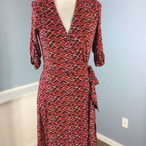 Banana Republic Dresses & Skirts - Banana Republic Brick Print True Wrap Dress Jersey